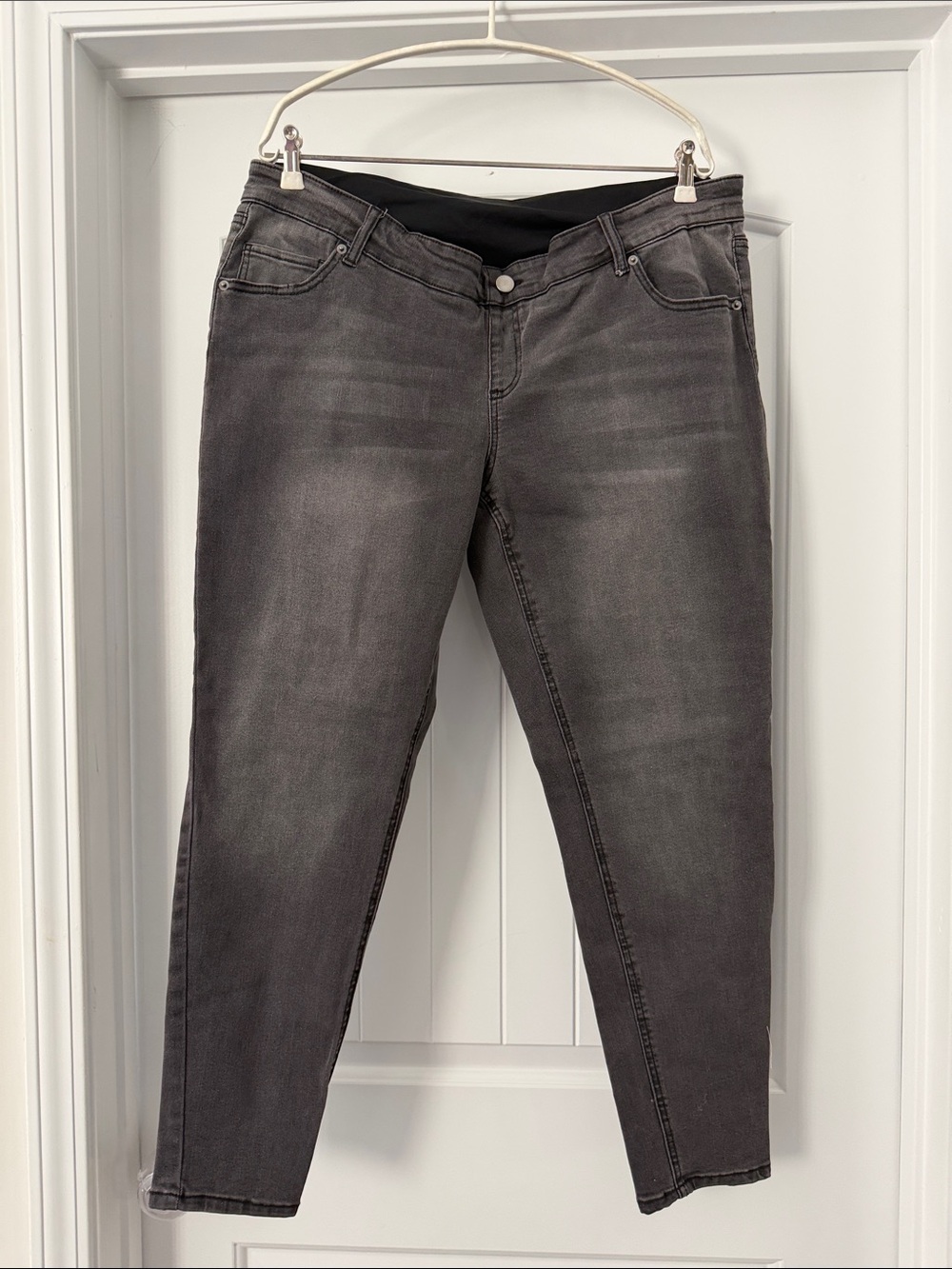 Time and Tru Gray Cropped Maternity Jeans with Black Support Panel